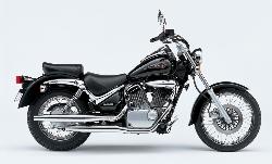 Suzuki VL 125 Intruder LC 2002